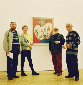 Avril 2001 - Kader Bekov, Mariana Gavaza, Ion Salisteanu et Leontie Gorbunov au Centre Pompidou - La chemisse roumaine