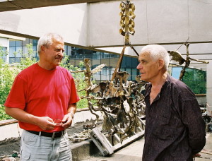 Juillet 2006 - Michel Gavaza et Ion Nicodim, à l'atelier du maître, Pangratti, Bucarest
