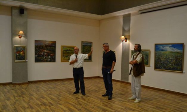 Pictura de Cornel Vana şi sculptură de Ovidiu Guleş la Casino Sinaia