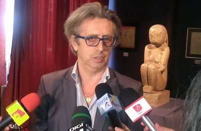 Eveniment editorial: Cătălin Davidescu, ARTitudini. studii/interpretări/cronici/recenzii/interviuri/ 1981-2013